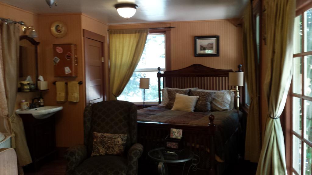 Glenmorey Country House Placerville Rum bild